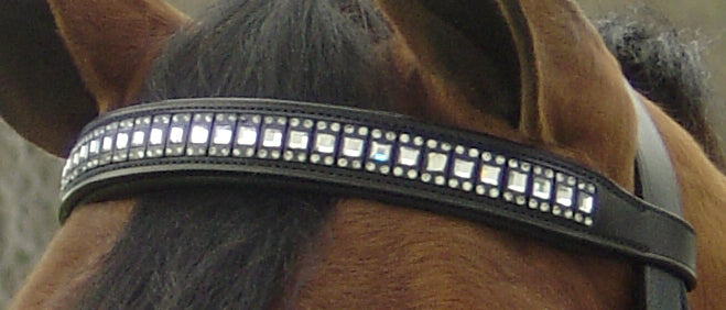 Paris Tack Padded Crystal Inlayed English Brow Band With Horse Image