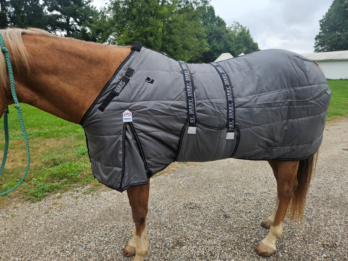 Derby Originals Wind Storm Closed Front 420D Medium Weight Winter Horse Stable Blanket 200g