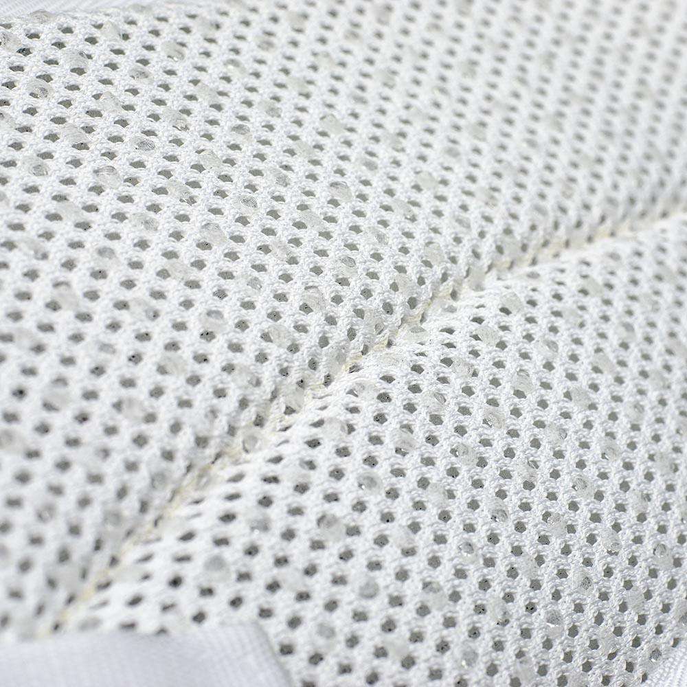 Enjoy a Comfortable and Lightweight Ride with Our Non-Slip Pad for Bareback Riding Close Up