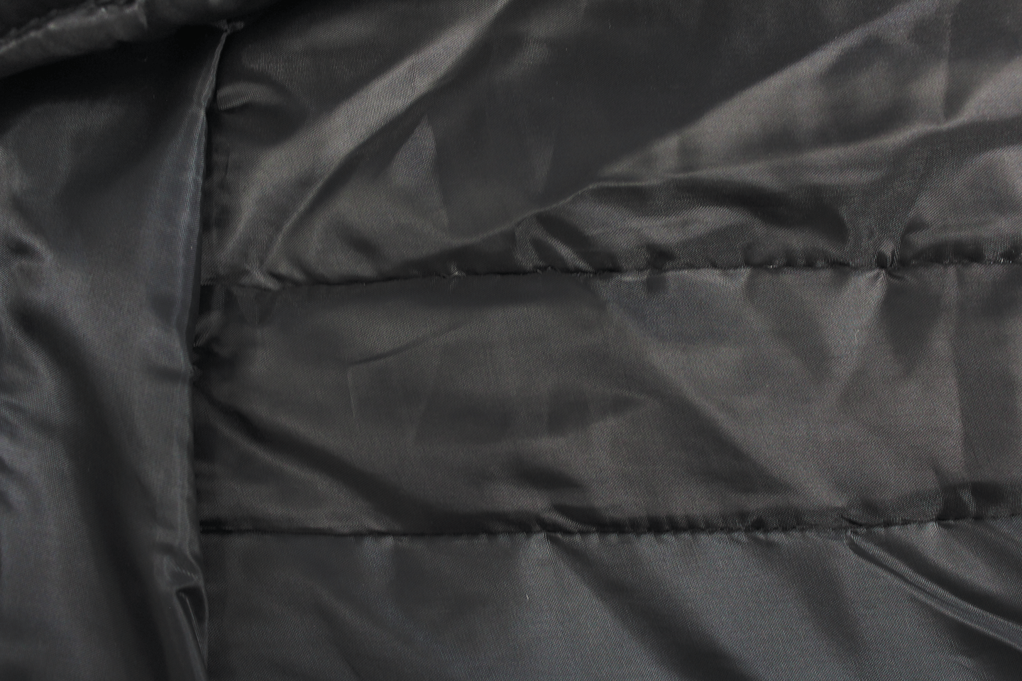 Derby Originals Classic 600D Medium Weight Winter Horse Turnout Blanket Black